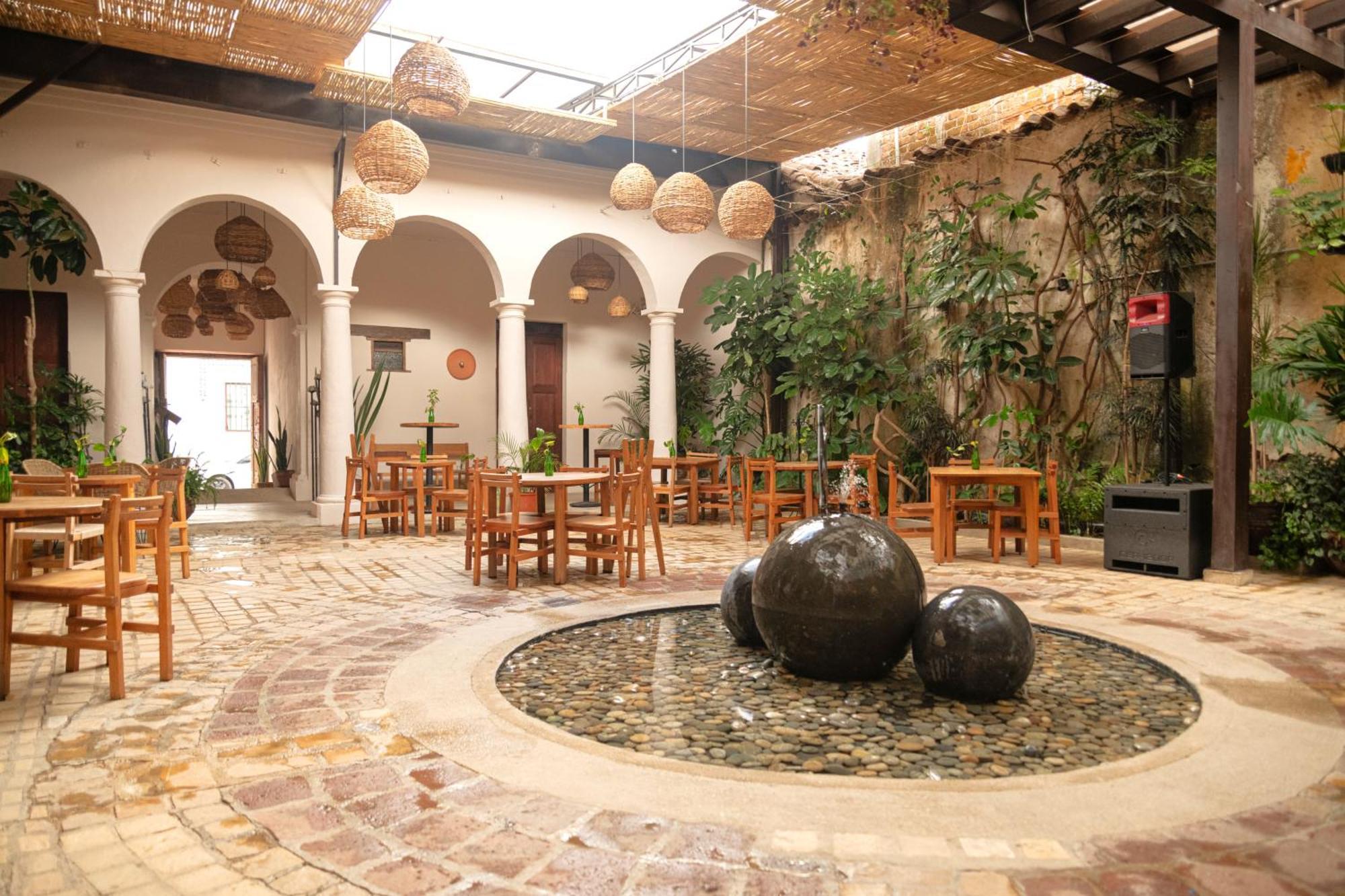 Sereno Hotel Сан-Кристобаль-де-Ла-Касас Экстерьер фото